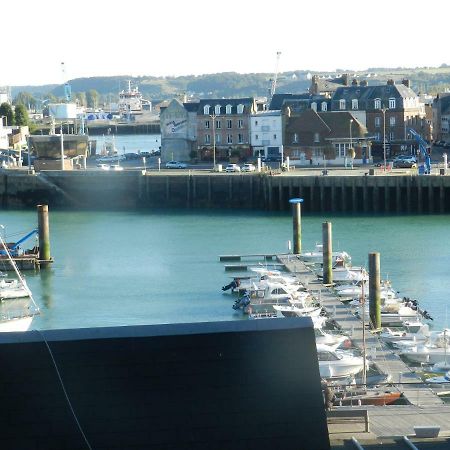 Appartement Vue Sur Le Port De Dieppe Exterior photo